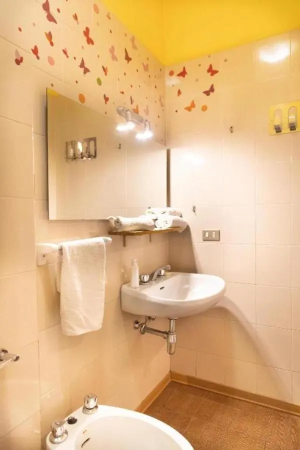 Nice Lake View Apartment Ispra